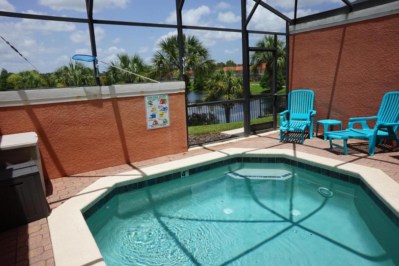 New! Lakefront Views- Encantada Townhouse Hébergement de vacances