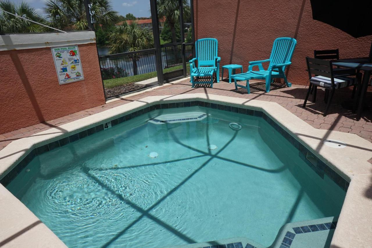 New! Lakefront Views- Encantada Townhouse Hébergement de vacances Kissimmee